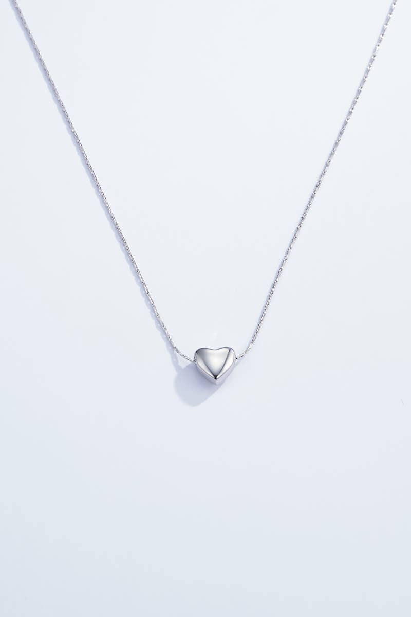 Collier fin avec cœur en acier inoxydable