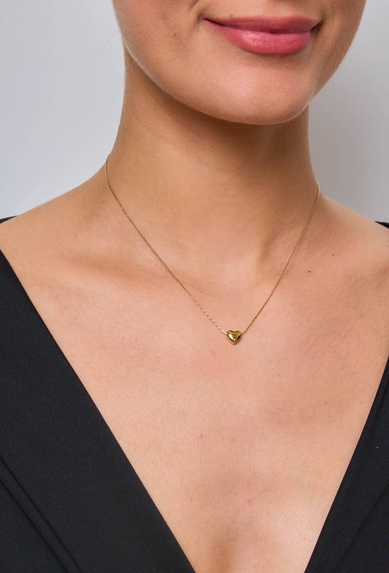 Collier fin avec cœur en acier inoxydable