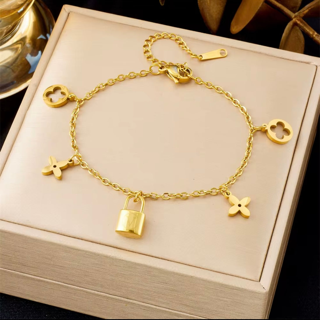 BRACELET CHARMES